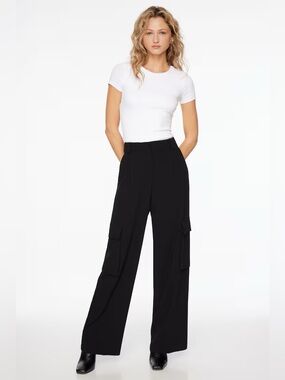 Dynamite Gemma Wide Leg Cargo Pants